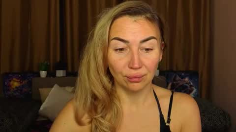 Snapshot of ay_kiss_jully chatting on January 2026 06:23:02 PM Jully online show from January 2026 06:23:02 PM