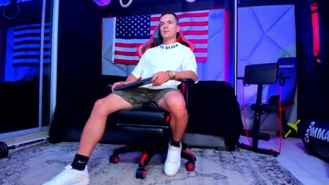 Ayden Miller online show from October 2025 02:13:01 PM