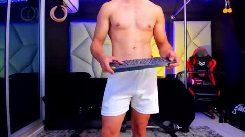 Ayden Miller online show from November 2025 02:55:02 AM