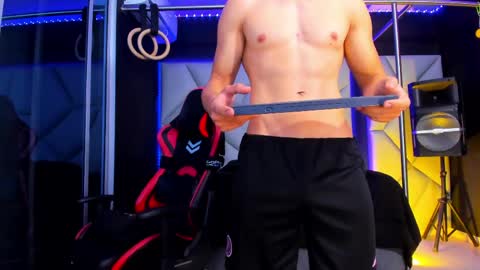 Ayden Miller online show from May 2026 01:17:01 PM