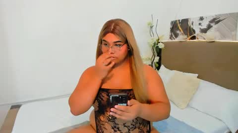 AYESHA online show from April 2026 08:17:01 PM