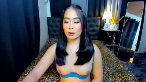 Ayesha online show from September 2025 09:06:02 PM