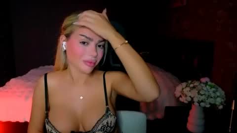 Snapshot of ayla_demir chatting on June 2026 08:08:01 PM Ayla Demir online show from June 2026 08:08:01 PM