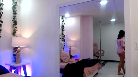 Ayla online show from June 2026 07:27:02 PM