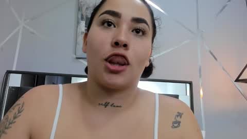 Snapshot of ayla_martinez chatting on February 2025 05:42:02 AM Ayla online show from February 2025 05:42:02 AM
