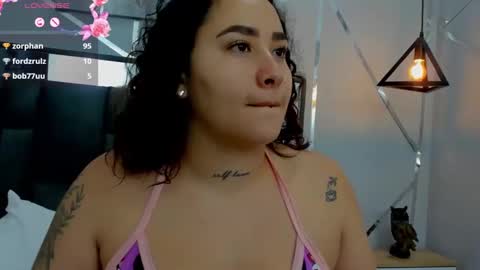Snapshot of ayla_martinez chatting on March 2025 04:39:02 AM Ayla online show from March 2025 04:39:02 AM