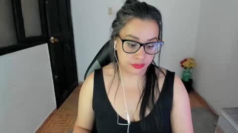 Snapshot of aylaislem chatting on March 2025 04:38:02 AM SandyMODELINDEPENDIENT online show from March 2025 04:38:02 AM
