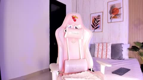 Snapshot of ayleen_dunkann chatting on November 2025 12:38:01 PM Ayleen online show from November 2025 12:38:01 PM