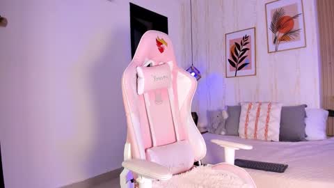 Snapshot of ayleen_dunkann chatting on November 2025 12:27:01 PM Ayleen online show from November 2025 12:27:01 PM