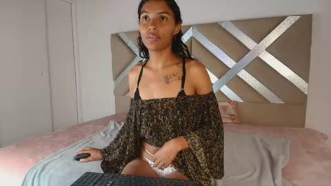 aylin_valerie online show from June 2026 07:25:01 PM
