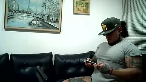 Ayrton naffah2 online show from December 2025 07:05:01 AM