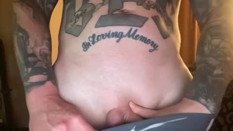 Snapshot of az_tatts chatting on January 2026 07:01:02 AM az_tatts online show from January 2026 07:01:02 AM