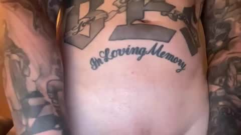 Snapshot of az_tatts chatting on February 2026 01:37:01 AM az_tatts online show from February 2026 01:37:01 AM