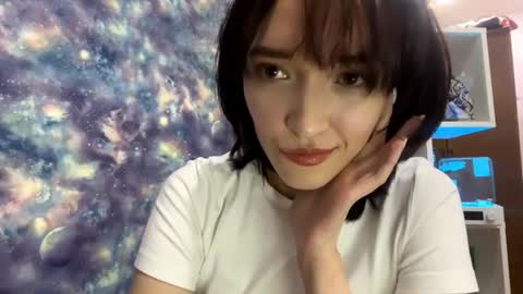 Snapshot of azaleegansen chatting on October 2025 01:36:03 PM Minro online show from October 2025 01:36:03 PM