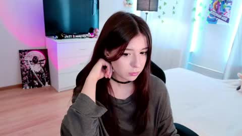 Snapshot of azaliya_haze chatting on June 2026 07:44:01 AM Azaliya online show from June 2026 07:44:01 AM