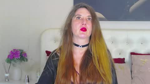 Snapshot of azeliahart chatting on February 2026 12:07:02 AM Chiara online show from February 2026 12:07:02 AM