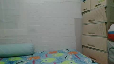 azelliya2018 online show from November 2025 05:50:01 AM