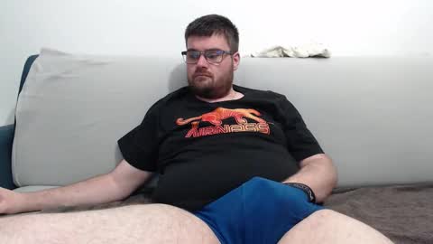 Azer online show from November 2025 02:41:01 PM