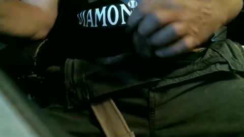 Snapshot of azjohnny chatting on November 2025 08:41:01 PM azjohnny online show from November 2025 08:41:01 PM