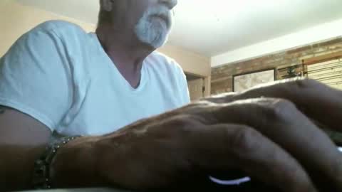 Snapshot of azjohnny chatting on March 2026 03:44:01 AM azjohnny online show from March 2026 03:44:01 AM