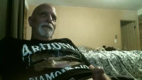 Snapshot of azjohnny chatting on April 2026 08:35:02 PM azjohnny online show from April 2026 08:35:02 PM