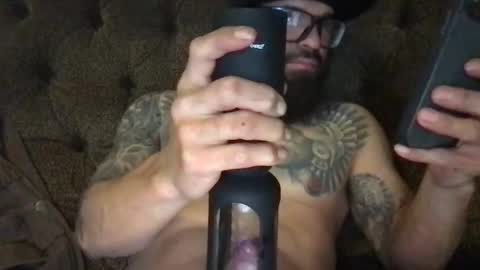 Snapshot of aztecwarrior10 chatting on November 2025 06:18:01 PM aztecwarrior10 online show from November 2025 06:18:01 PM