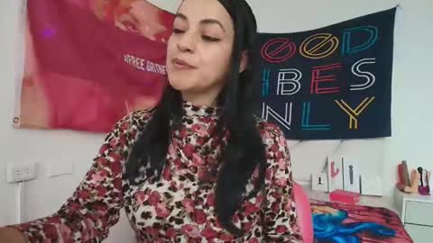 Azucena R online show from March 2026 02:28:01 PM