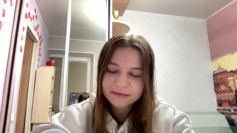 Niki online show from July 2026 06:12:01 PM