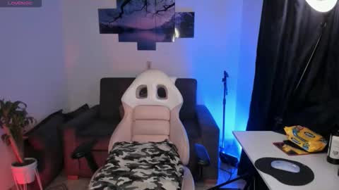 Snapshot of baaby_boyy chatting on September 2025 09:42:02 AM odeley online show from September 2025 09:42:02 AM