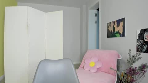 Monica online show from September 2025 12:58:02 AM