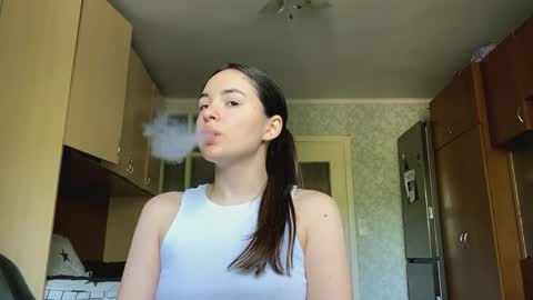 Caroline online show from May 2026 09:28:01 AM