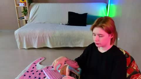 Sweety Eva online show from June 2026 10:32:01 AM