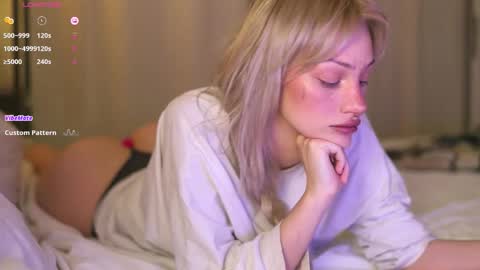 Hey  Im your angel Holly online show from October 2025 09:53:02 PM