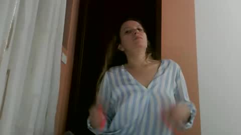 Snapshot of baby_blondee chatting on December 2025 08:38:02 PM Baby Blonde online show from December 2025 08:38:02 PM