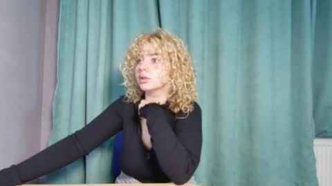 Snapshot of baby_doll91 chatting on January 2025 04:25:02 AM Babby Doll online show from January 2025 04:25:02 AM