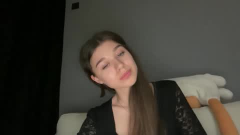 Baby girl nika online show from April 2026 08:48:02 PM