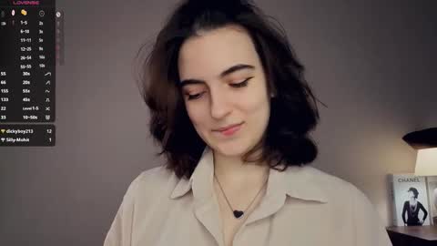 Emily online show from February 2026 07:04:01 AM