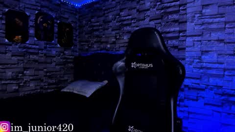 Junior       Independent Model online show from September 2025 06:46:02 AM