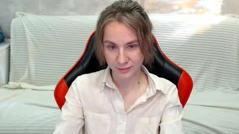 baby_kitte online show from October 2025 03:59:02 AM