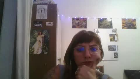 Snapshot of babydemon6 chatting on December 2024 11:17:02 PM babydemon6 online show from December 2024 11:17:02 PM