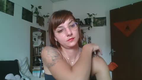 Snapshot of babydemon6 chatting on January 2025 12:47:02 PM babydemon6 online show from January 2025 12:47:02 PM