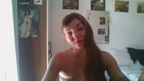 Snapshot of babydemon6 chatting on January 2025 12:45:02 PM babydemon6 online show from January 2025 12:45:02 PM