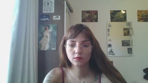 Snapshot of babydemon6 chatting on January 2025 06:40:01 PM babydemon6 online show from January 2025 06:40:01 PM
