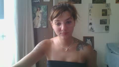 Snapshot of babydemon6 chatting on February 2025 04:56:02 PM babydemon6 online show from February 2025 04:56:02 PM
