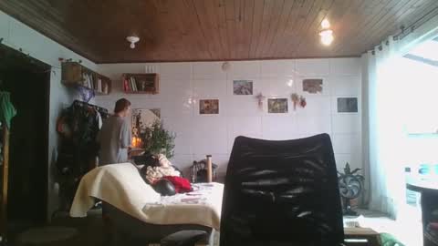 Snapshot of babydemon6 chatting on October 2025 08:10:01 PM babydemon6 online show from October 2025 08:10:01 PM