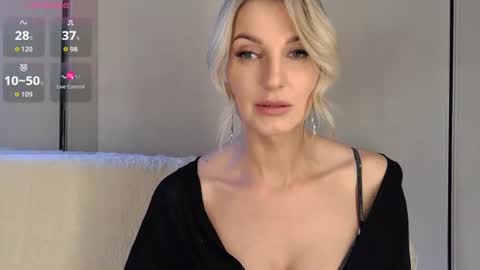 Kate online show from August 2026 03:33:01 PM