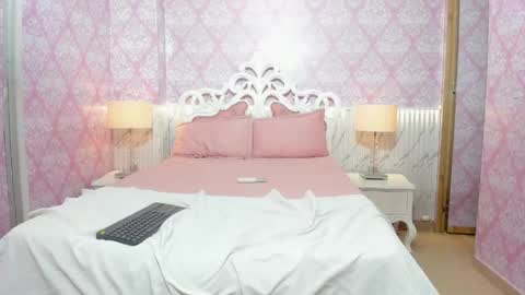 Snapshot of babyemily18_ chatting on April 2026 10:43:01 AM Emily online show from April 2026 10:43:01 AM