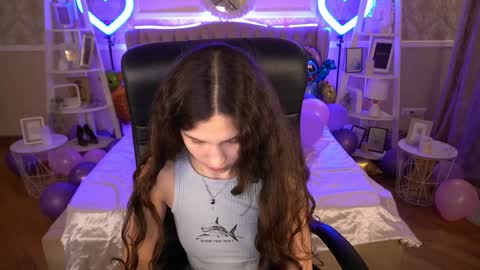 Sasha online show from January 2025 04:32:01 AM