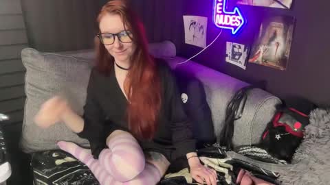 babylon_the_great online show from October 2025 10:11:01 PM