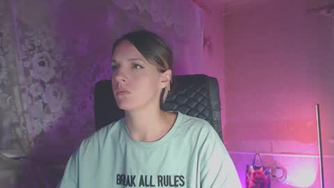 Sonya online show from September 2025 06:31:02 PM